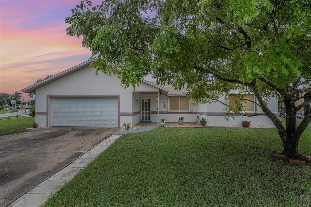 1525 MARTIN BOULEVARD MERRITT ISLAND, FL 32952
