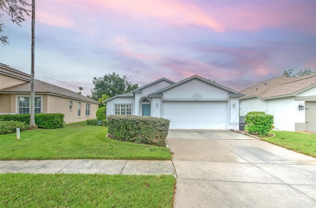 3303 STONEBRIDGE TRAIL VALRICO, FL 33596