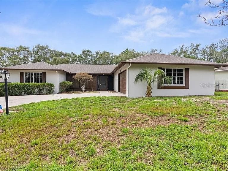 9104 ELDRIDGE ROAD SPRING HILL, FL 34608