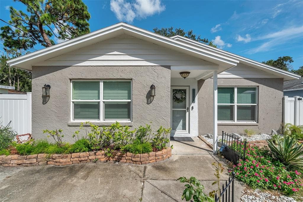 1783 SHIRLEY LANE LARGO, FL 33774