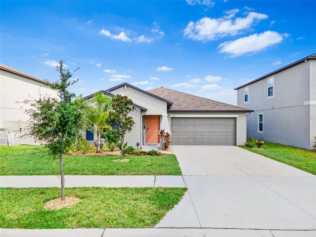 5454 GRAYS HARBOR COURT WIMAUMA, FL 33598