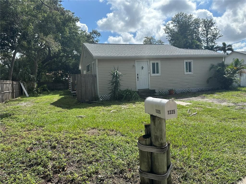 1335 TIOGA AVENUE CLEARWATER, FL 33756