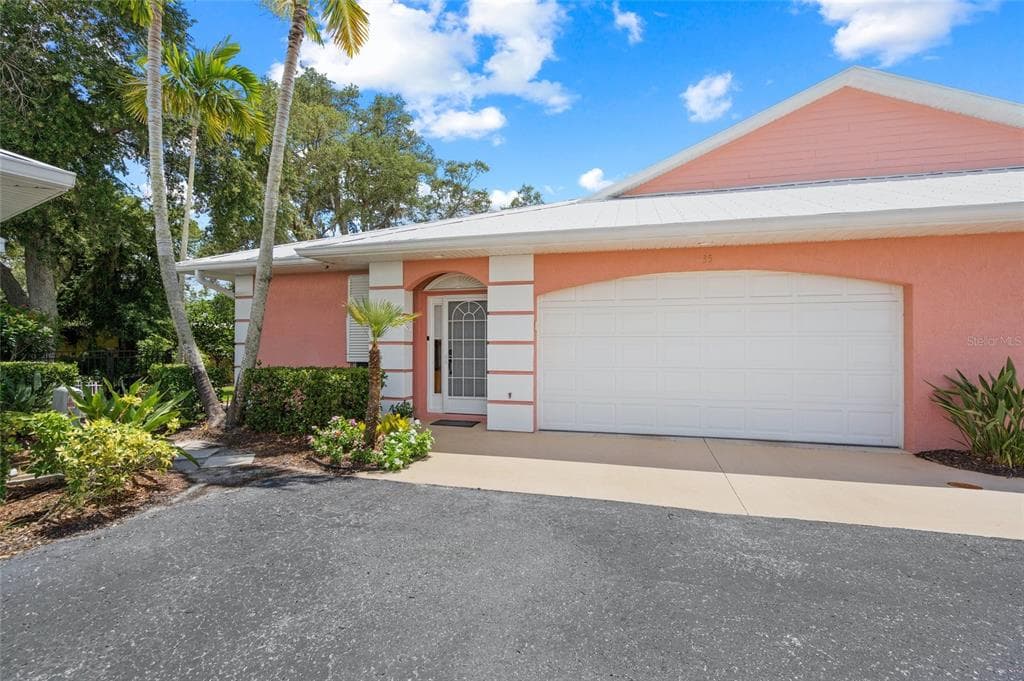 35 CAVALLINI DRIVE UNIT 35 NOKOMIS, FL 34275