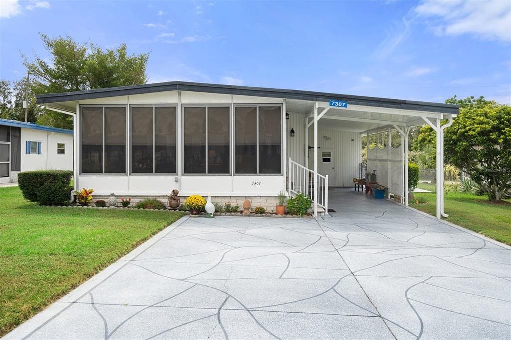 7307 FAIRLANE AVENUE BROOKSVILLE, FL 34613