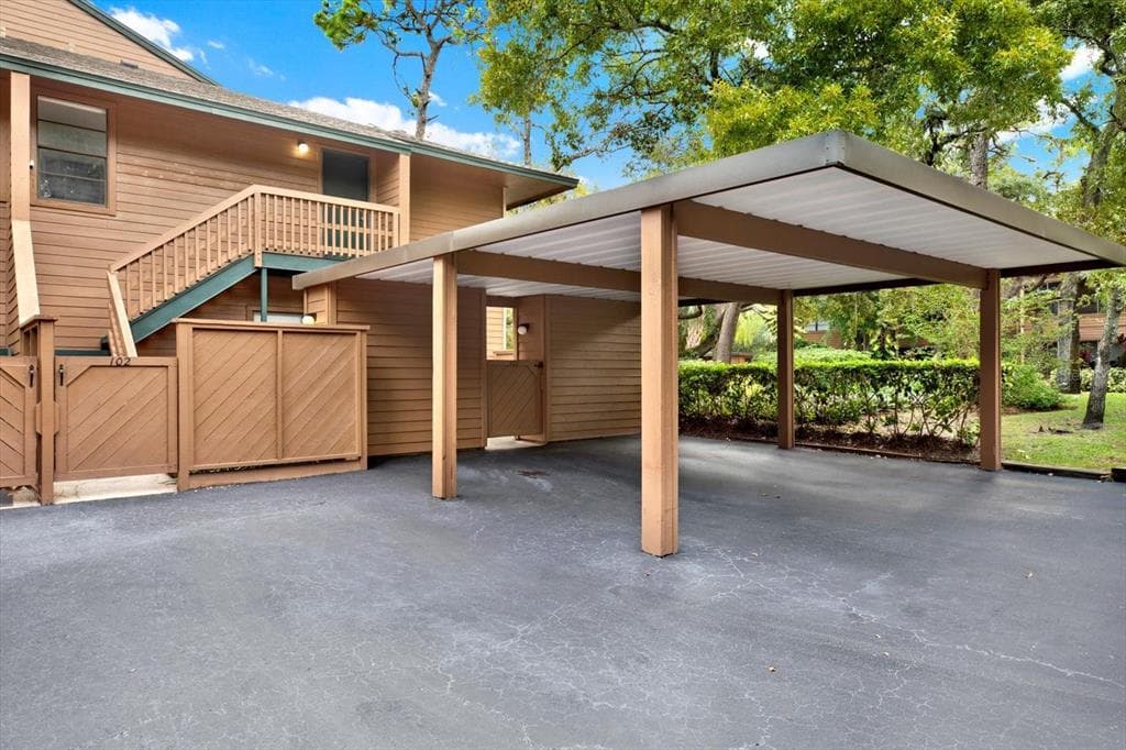 102 CYPRESS POND ROAD UNIT 102 PALM HARBOR, FL 34683