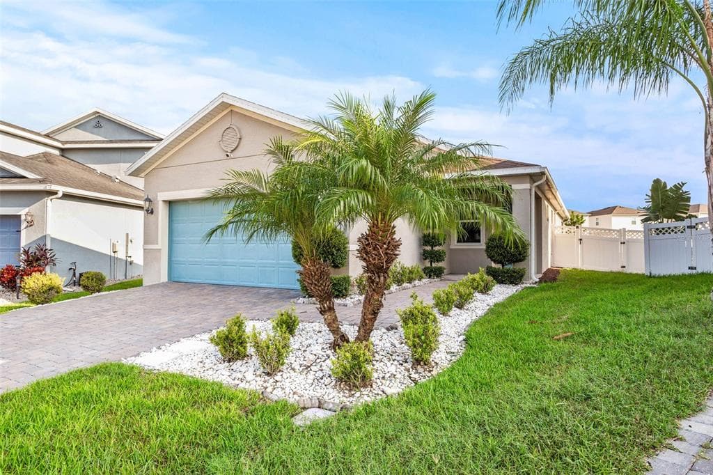 7531 ASHCROFT DRIVE WESLEY CHAPEL, FL 33545