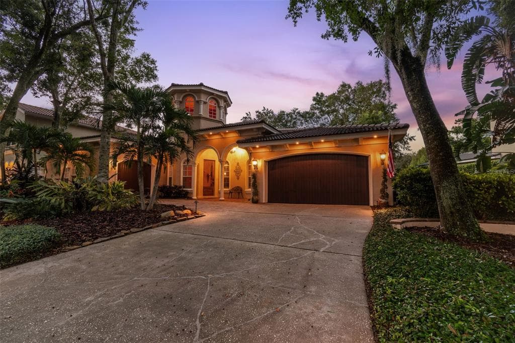 1909 FLORESTA VIEW DRIVE TAMPA, FL 33618