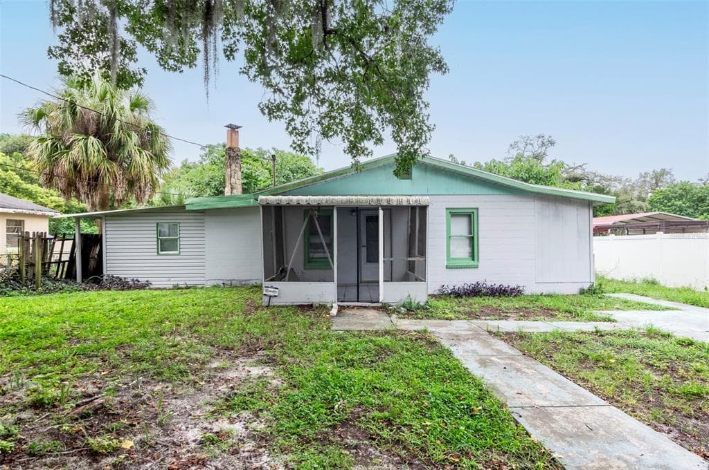 6412 N 48TH STREET TAMPA, FL 33610