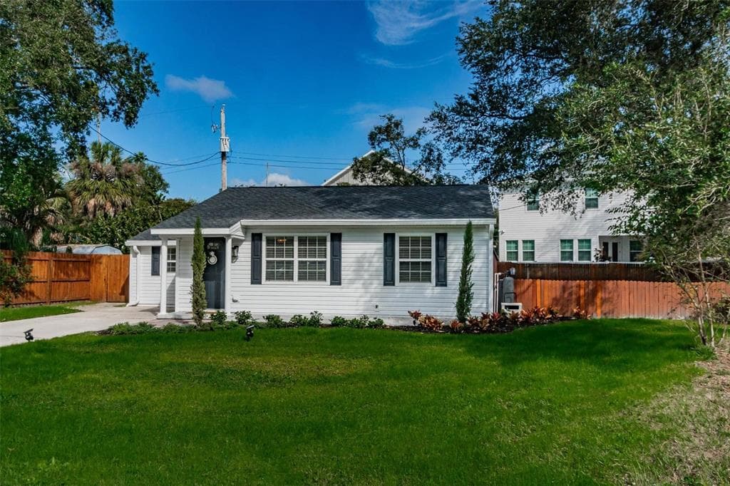 3610 S RENELLIE DRIVE TAMPA, FL 33629