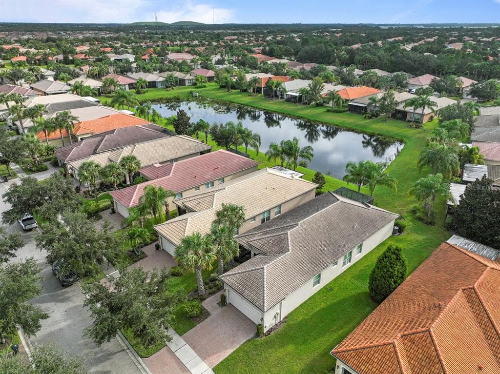 15911 COBBLE MILL DRIVE WIMAUMA, FL 33598