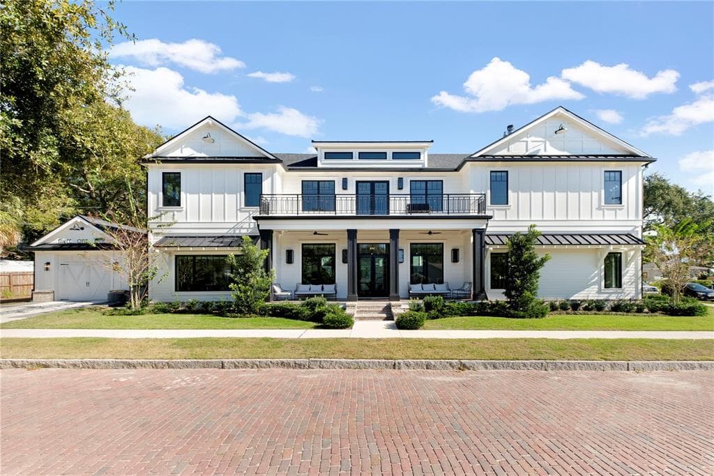 319 W FRANCES AVENUE TAMPA, FL 33602