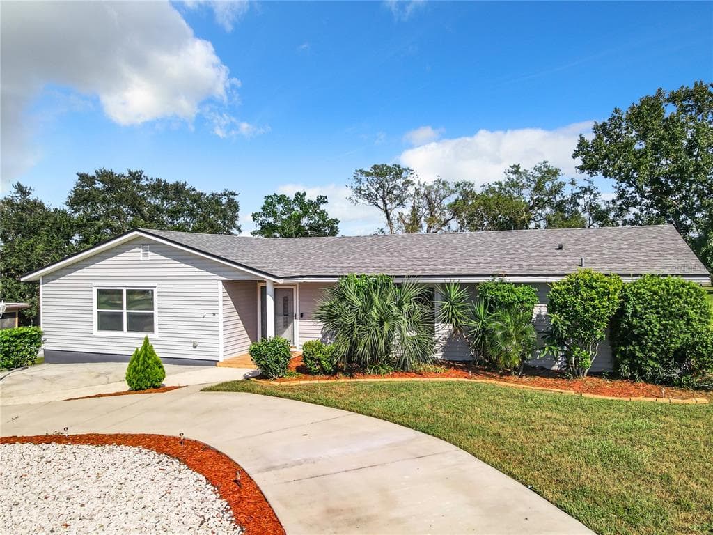 2281 E UNION CIRCLE DELTONA, FL 32725