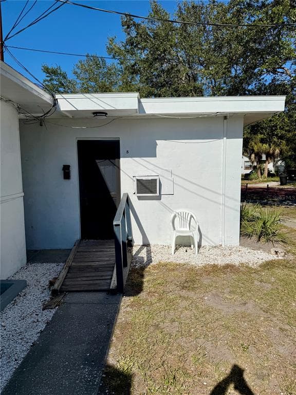 2318 4TH STREET S UNIT 8 ST PETERSBURG, FL 33705