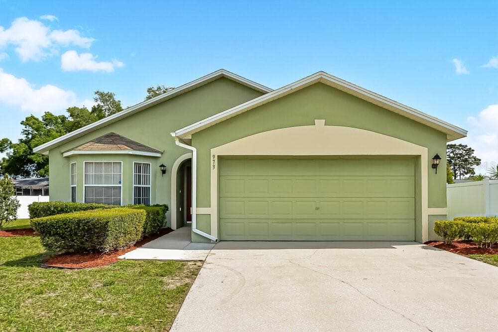 973 GRASSY ISLAND LANE ORLANDO, FL 32825