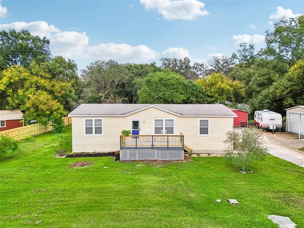 1405 EDITH AVENUE LAKELAND, FL 33805