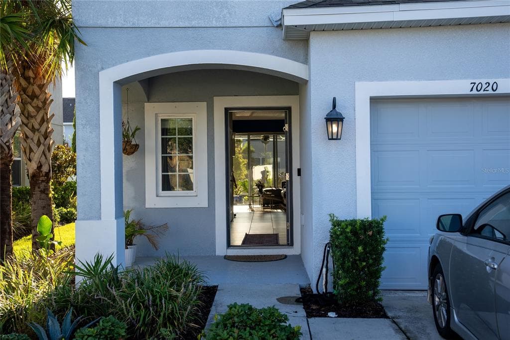 7020 SUMMER HOLLY PLACE RIVERVIEW, FL 33578