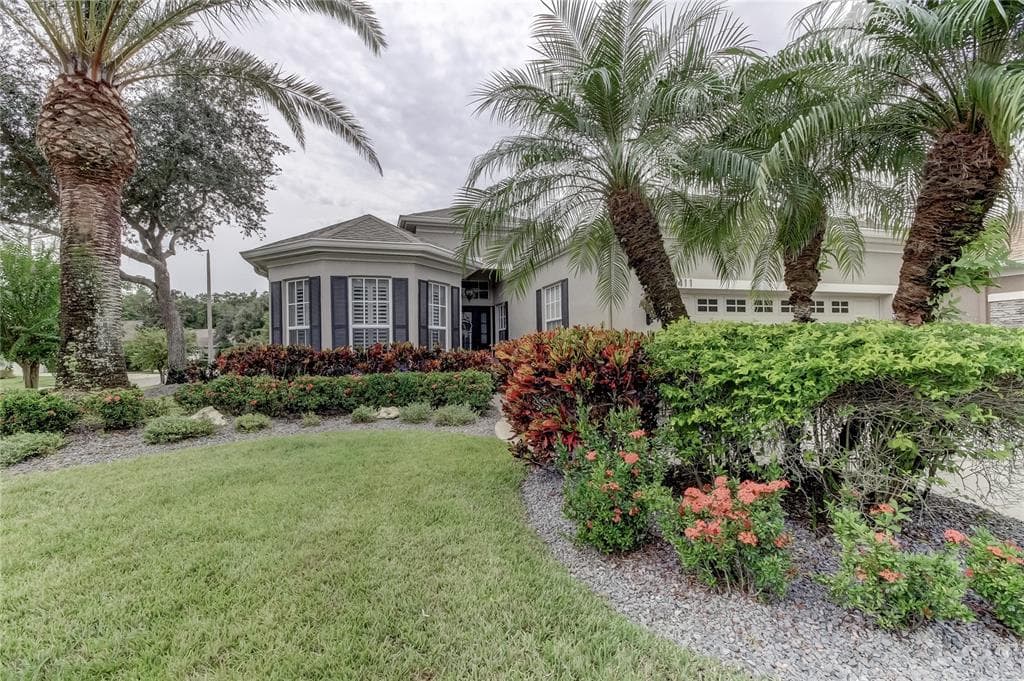 9411 GREENPOINTE DRIVE TAMPA, FL 33626