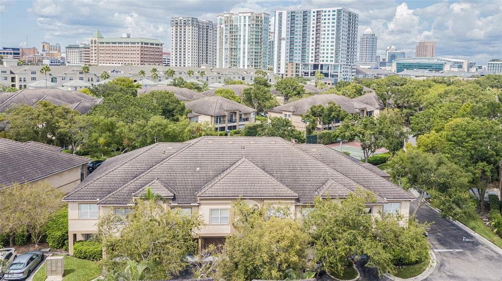 926 NORMANDY TRACE ROAD TAMPA, FL 33602