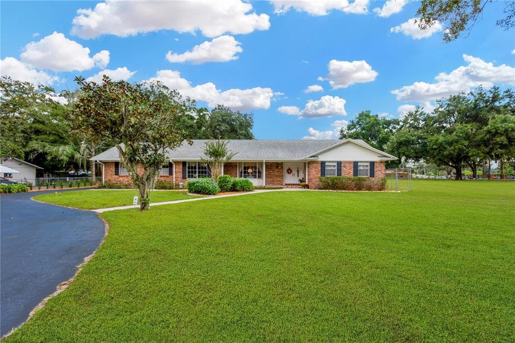 1611 LIMONA ROAD BRANDON, FL 33510