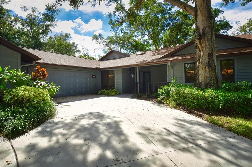 11560 WOODBRIDGE BOULEVARD SEMINOLE, FL 33772