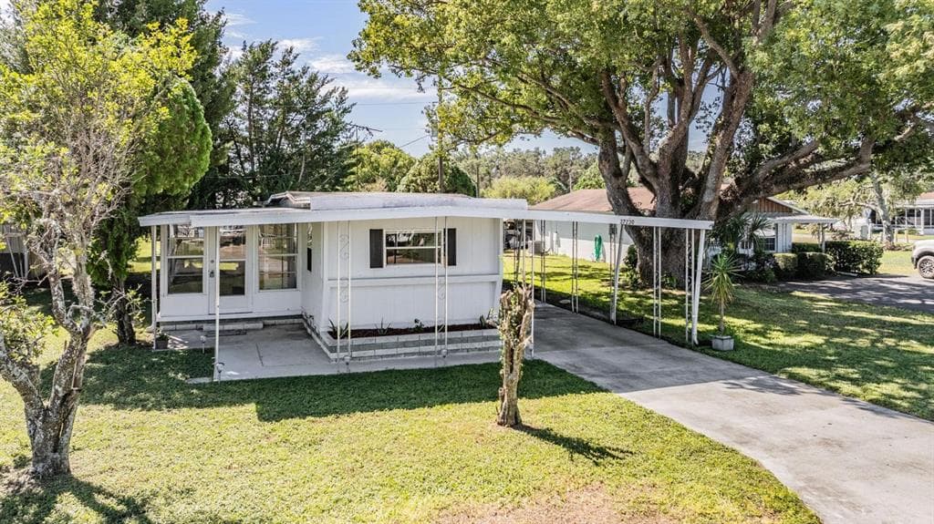 37230 8TH AVENUE ZEPHYRHILLS, FL 33542