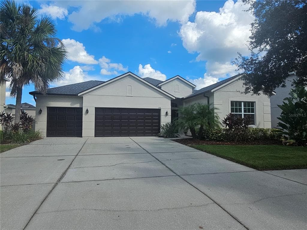 11116 WEMBLEY LANDING DRIVE LITHIA, FL 33547