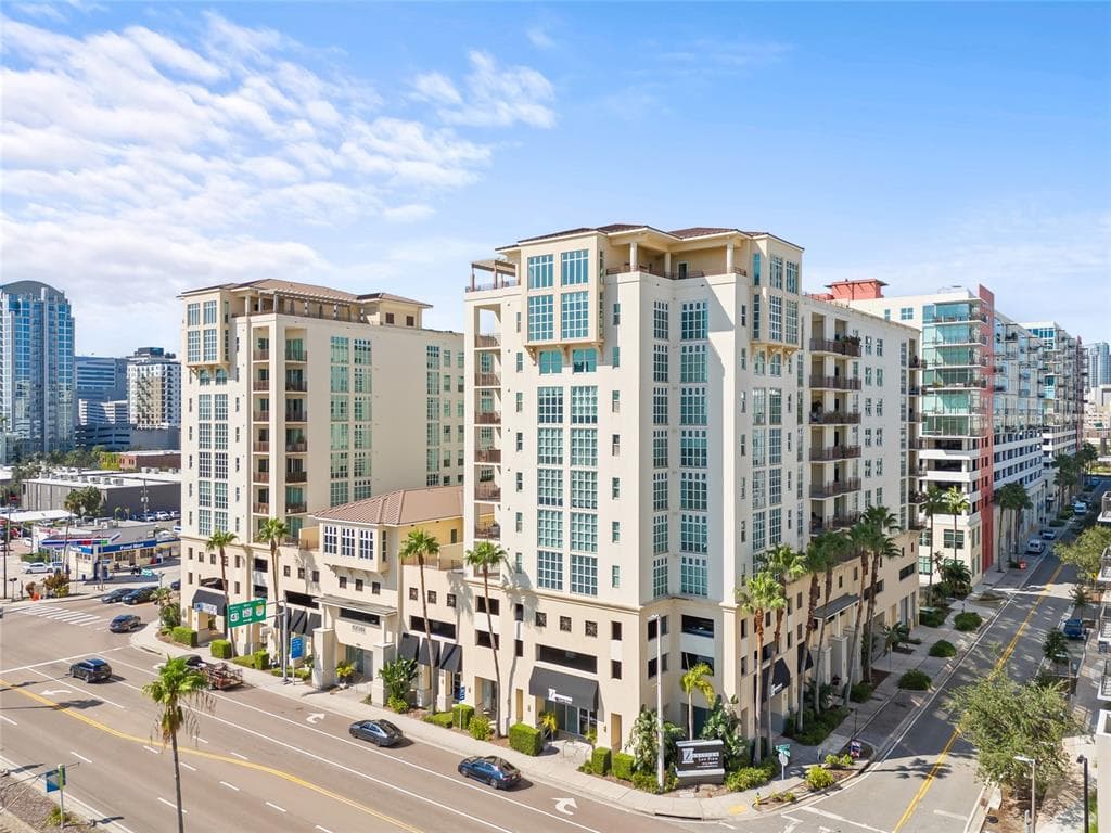1227 E MADISON STREET UNIT 605 TAMPA, FL 33602