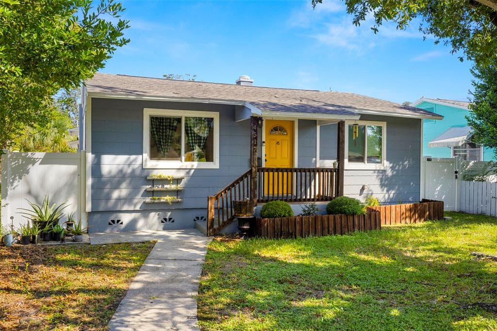 4517 EMERSON AVENUE S ST PETERSBURG, FL 33711