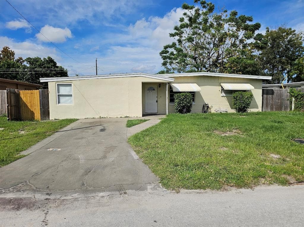 4045 FAIRFORD DRIVE NEW PORT RICHEY, FL 34652