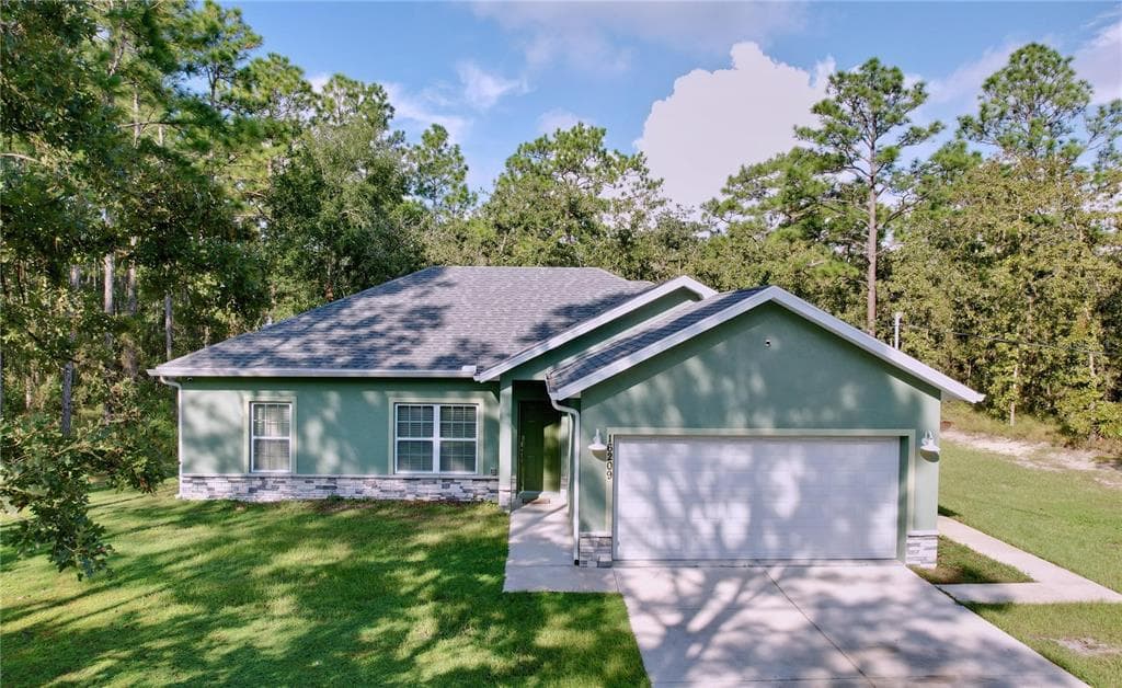 16209 MALDEN ROAD WEEKI WACHEE, FL 34614
