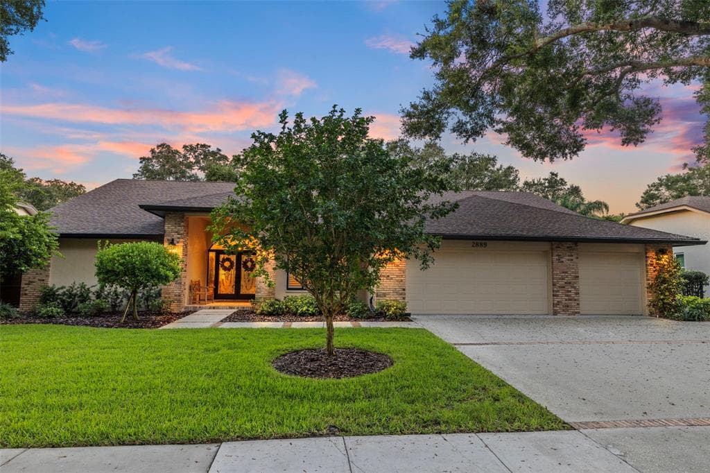 2889 CHANCERY LANE CLEARWATER, FL 33759