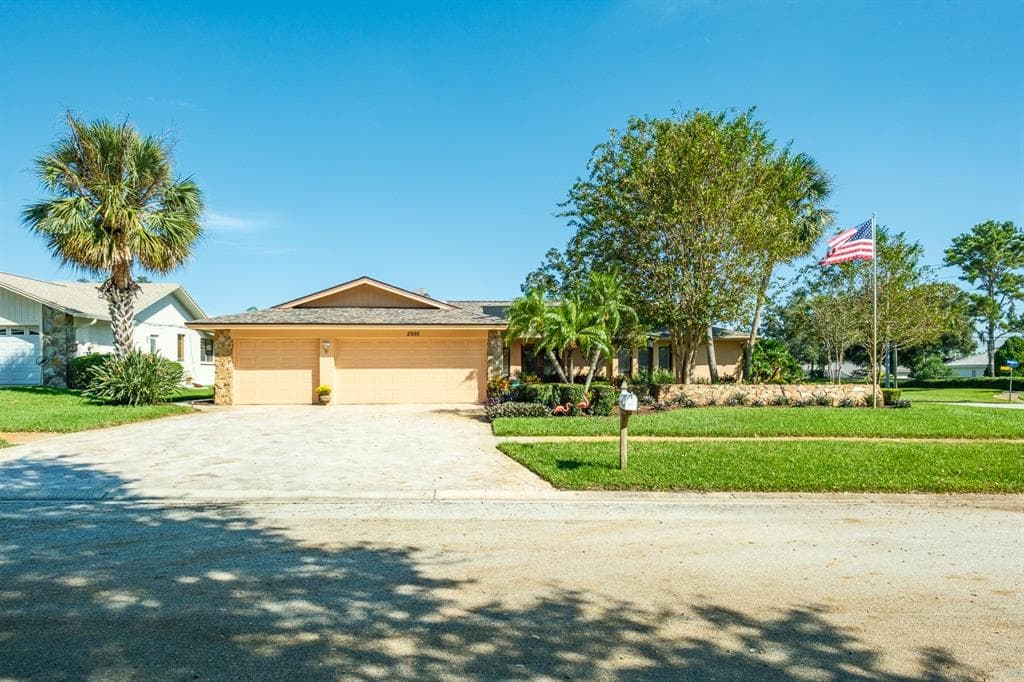 2998 ASHECROFT COURT CLEARWATER, FL 33761