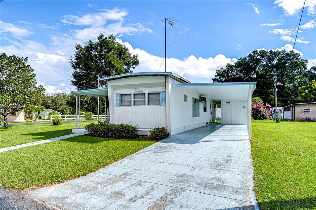 37328 BURDOCK DRIVE ZEPHYRHILLS, FL 33541