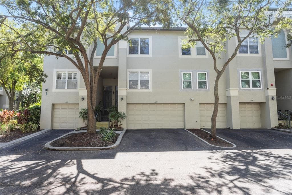 609 MASTHEAD COURT TAMPA, FL 33602