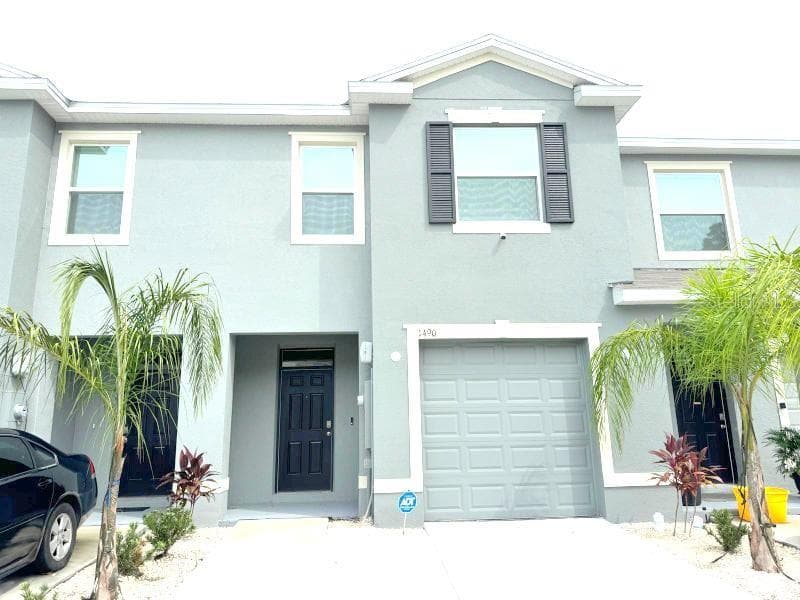 1490 COLT CREEK PLACE WESLEY CHAPEL, FL 33543