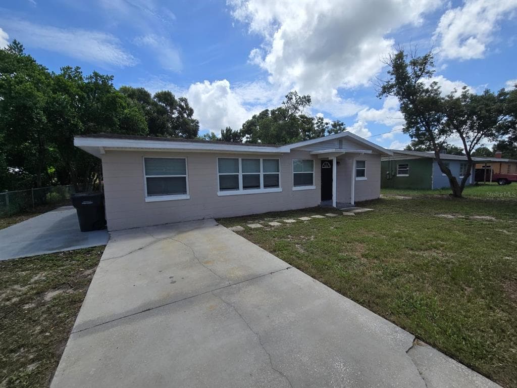 316 HATFIELD ROAD WINTER HAVEN, FL 33880