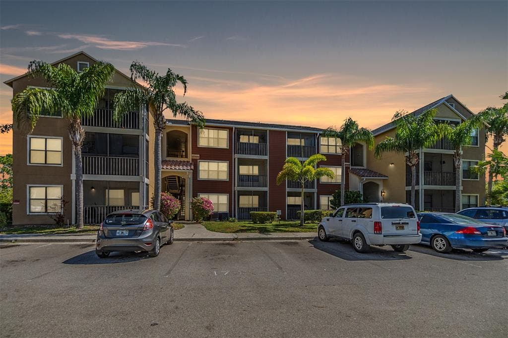 11901 4TH STREET N UNIT 11305 ST PETERSBURG, FL 33716