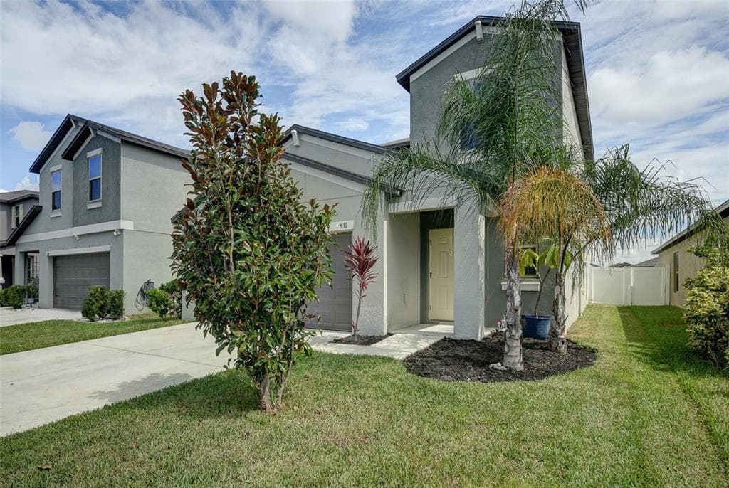 831 OLIVE CONCH STREET RUSKIN, FL 33570