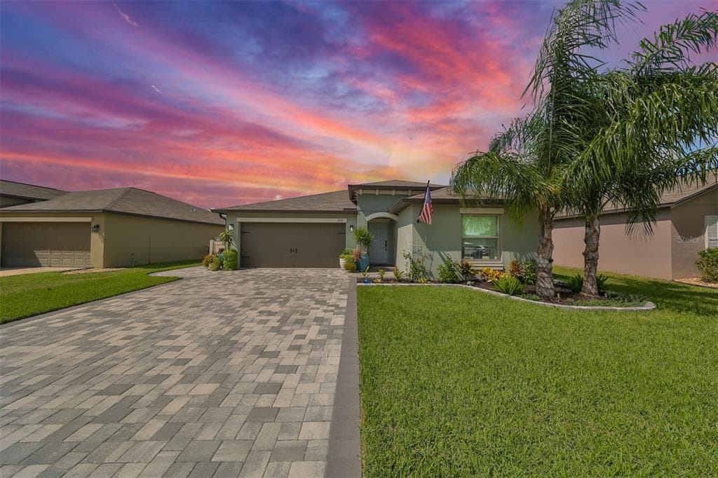 5429 RAINWOOD MEADOWS DRIVE APOLLO BEACH, FL 33572
