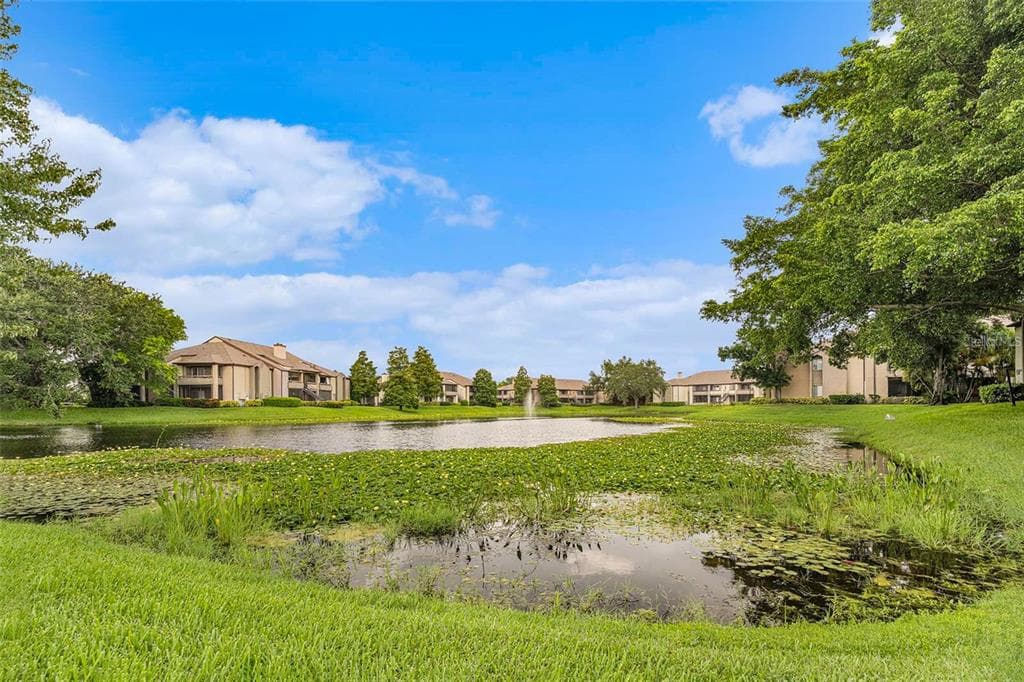 10263 GANDY BOULEVARD N UNIT 2016 ST PETERSBURG, FL 33702