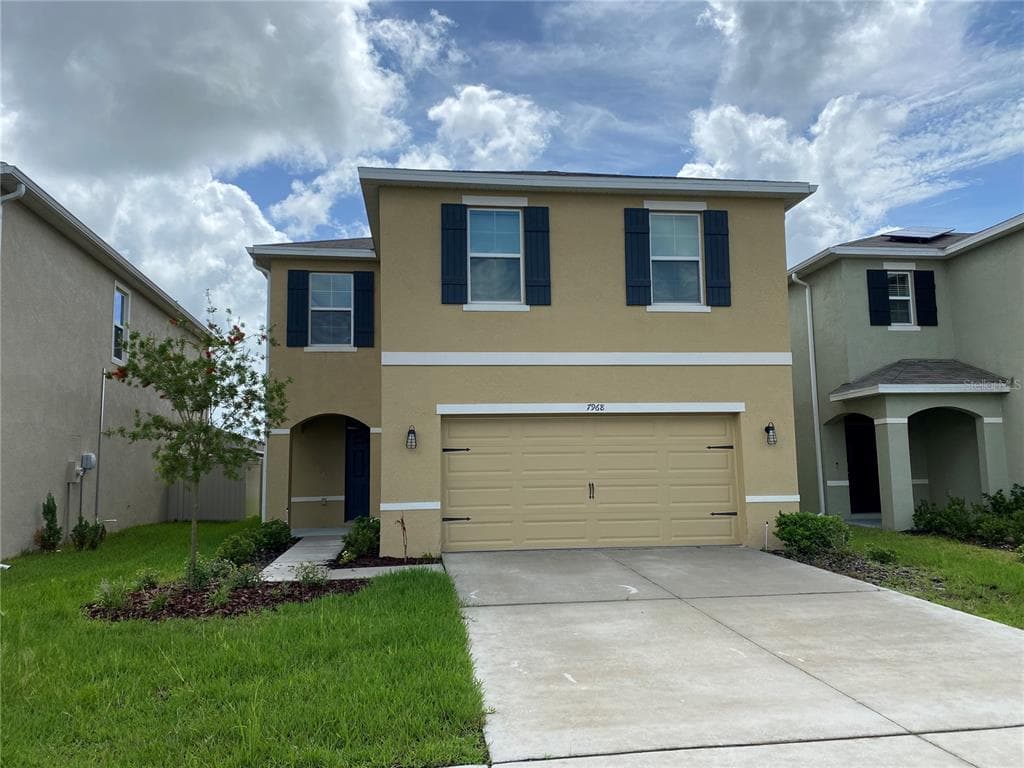 7968 PELICAN REED CIRCLE WESLEY CHAPEL, FL 33545