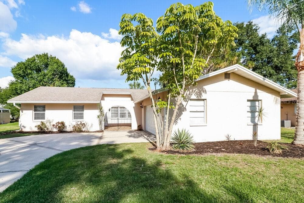 4254 DRYDEN CIRCLE SARASOTA, FL 34241