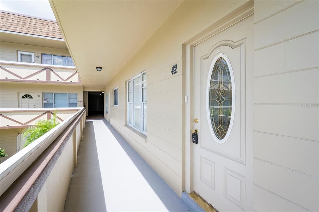 2464 AUSTRALIA WAY E UNIT 42 CLEARWATER, FL 33763
