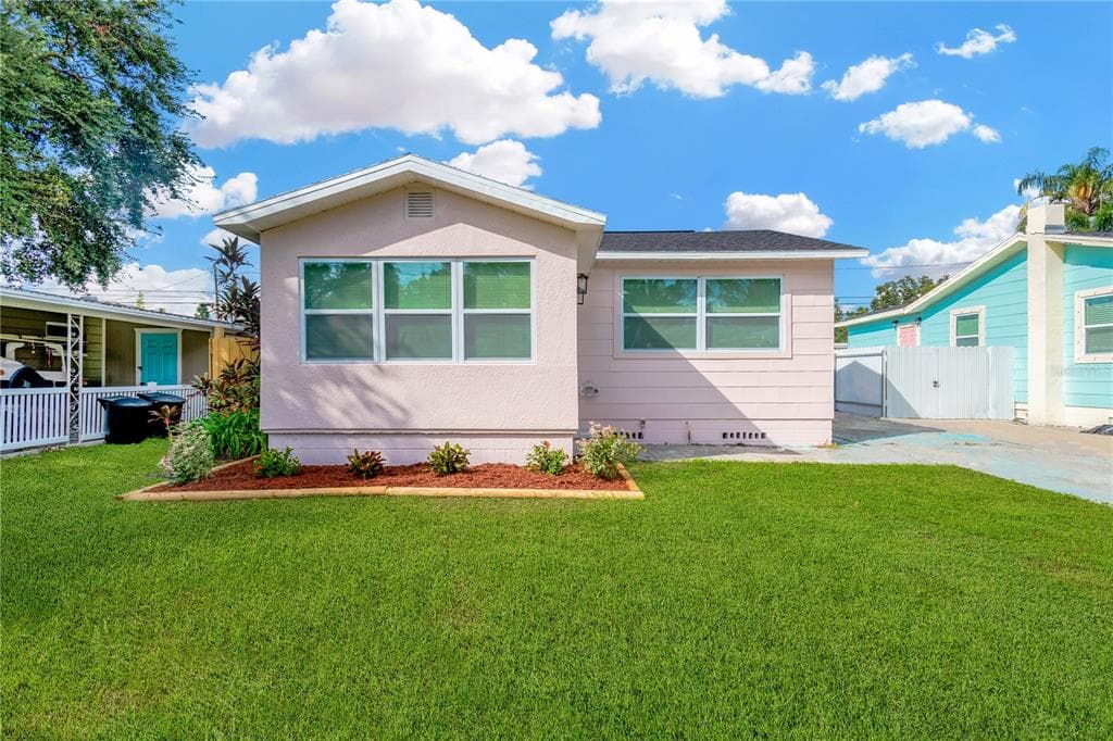 5113 15TH AVENUE S GULFPORT, FL 33707
