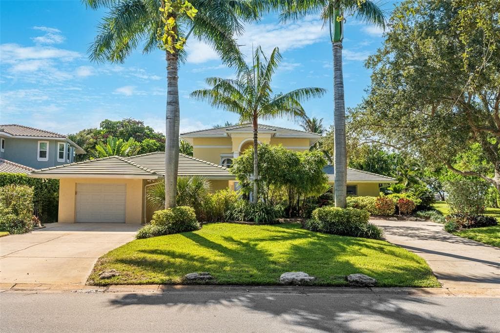 1745 SHORE VIEW DRIVE INDIALANTIC, FL 32903