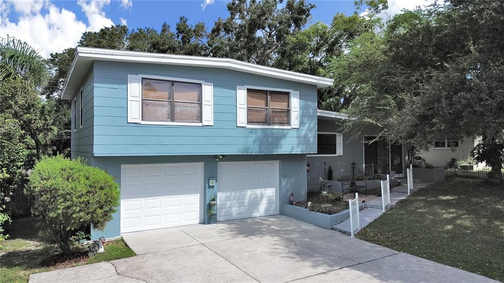 1538 LEVERN STREET CLEARWATER, FL 33755