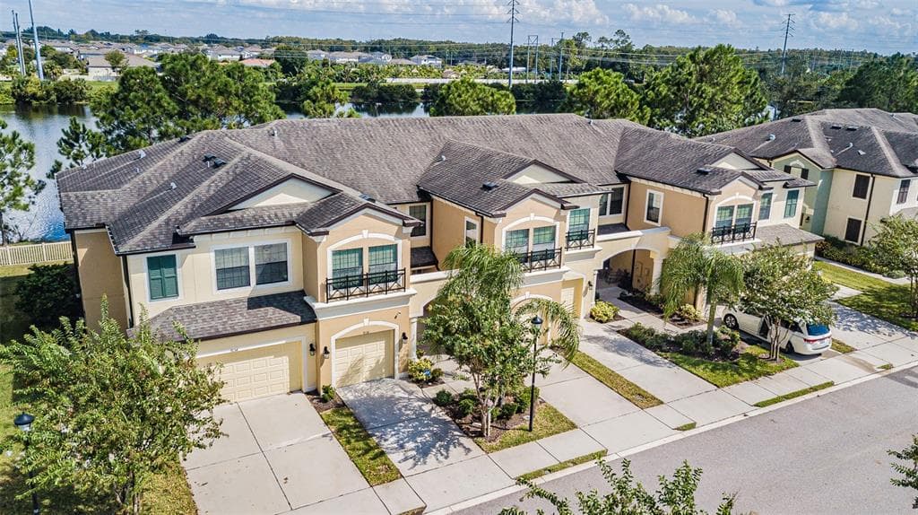 9136 FOX SPARROW ROAD TAMPA, FL 33626