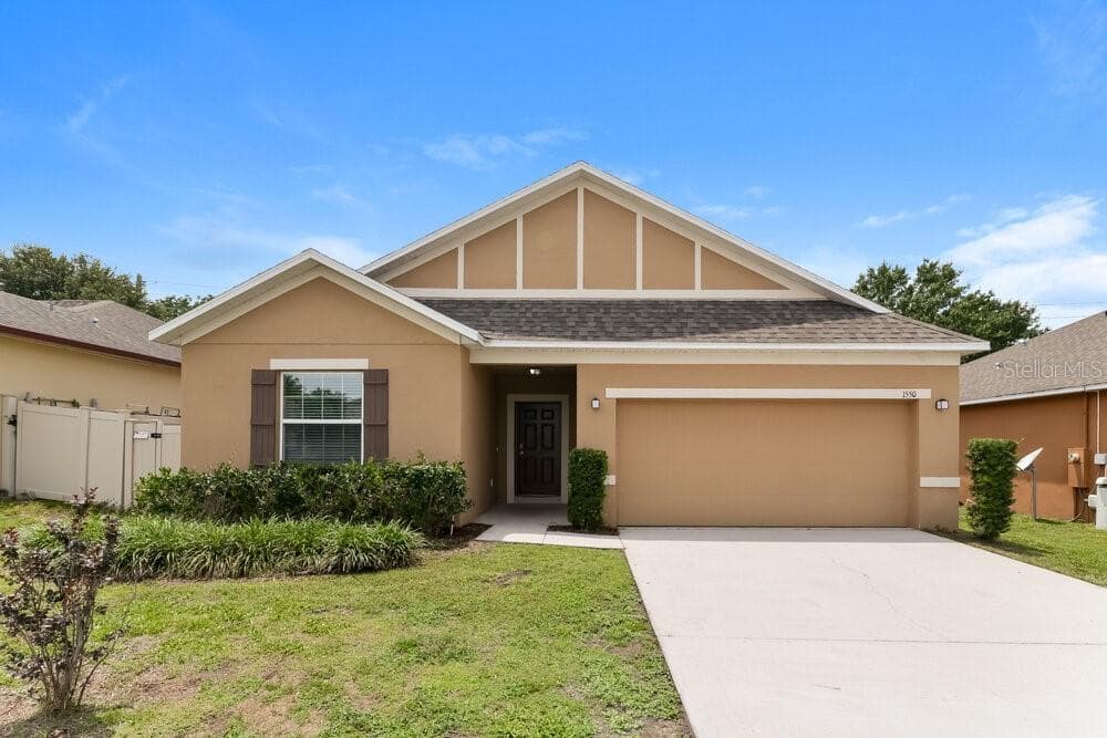 1550 STERNS DRIVE LEESBURG, FL 34748
