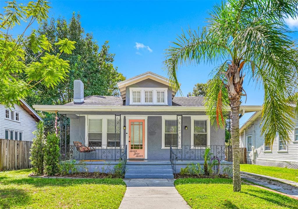 707 E CARACAS STREET TAMPA, FL 33603