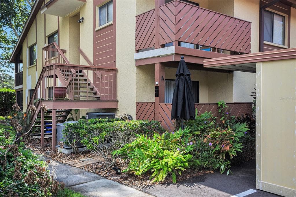 600 SUMMERHILL COURT UNIT A SAFETY HARBOR, FL 34695